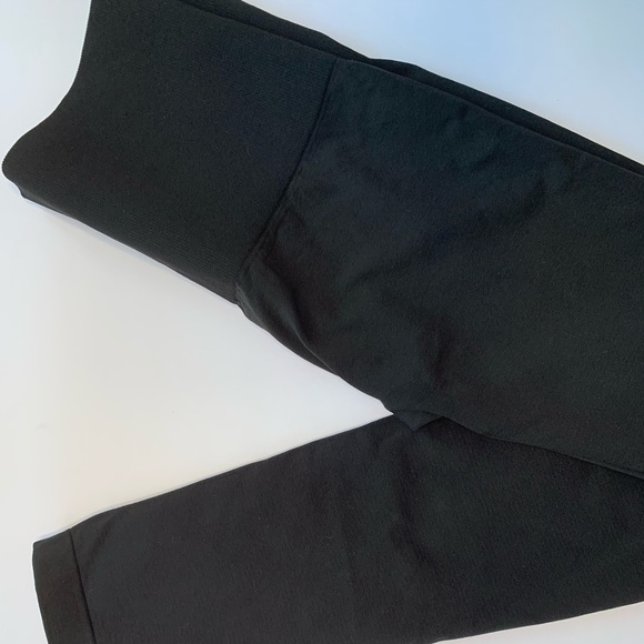 SPANX takes off! Solid Black Leggings Control Top - Picture 9 of 10